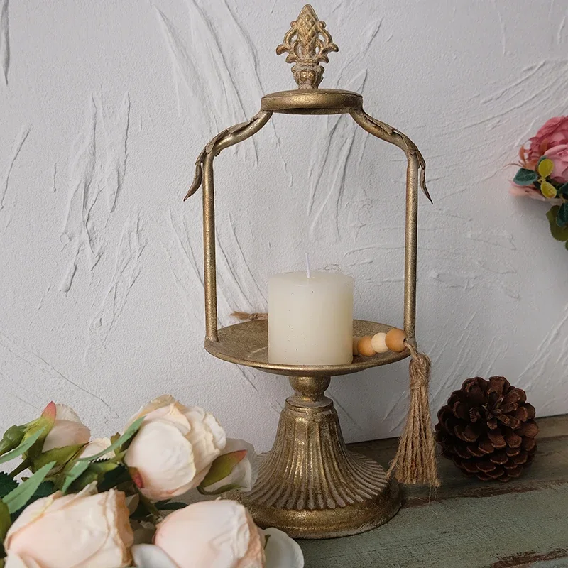 French Style High Legged Iron  - Collectible Vintage Matches reseña y precio