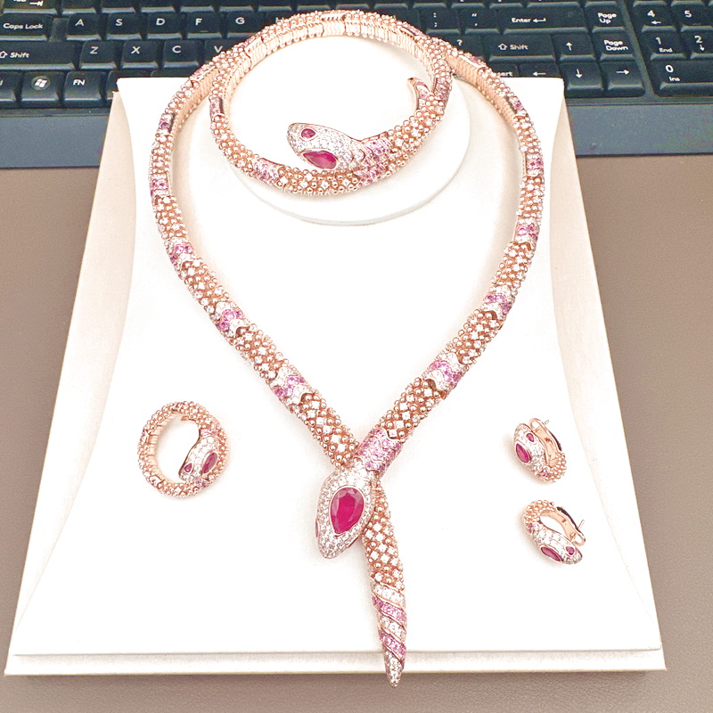 Designer Collection Necklace B - Vintage Collectible Jewelry reseña y precio