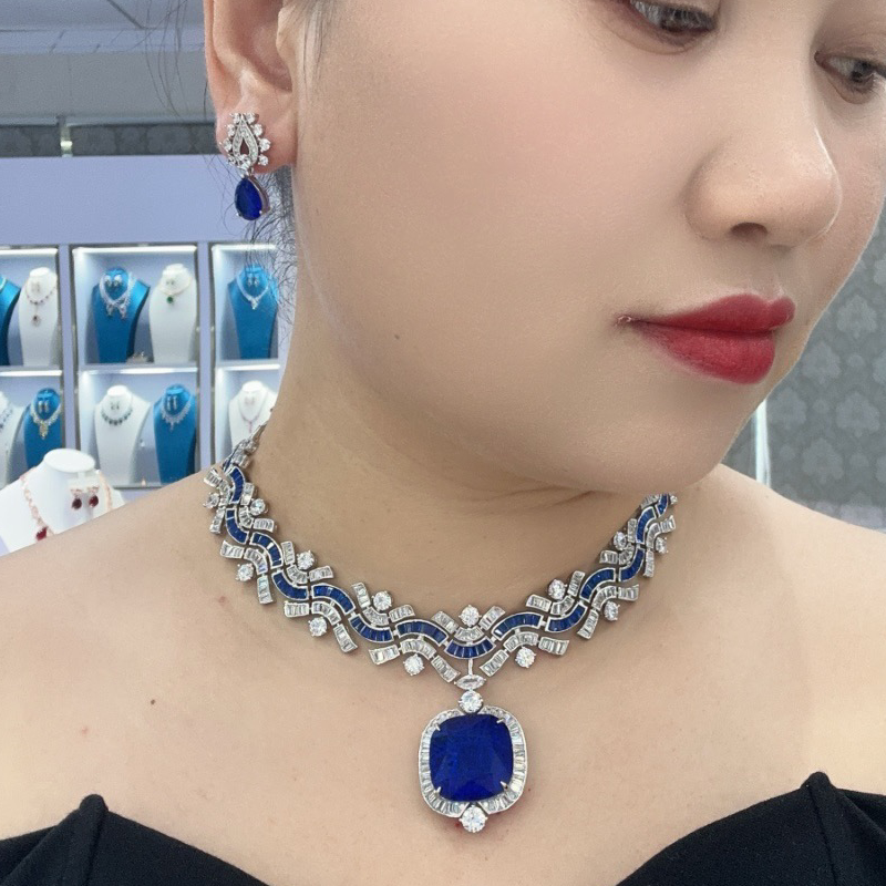 Designer Collection Style Neck - Vintage Collectible Jewelry reseña y precio