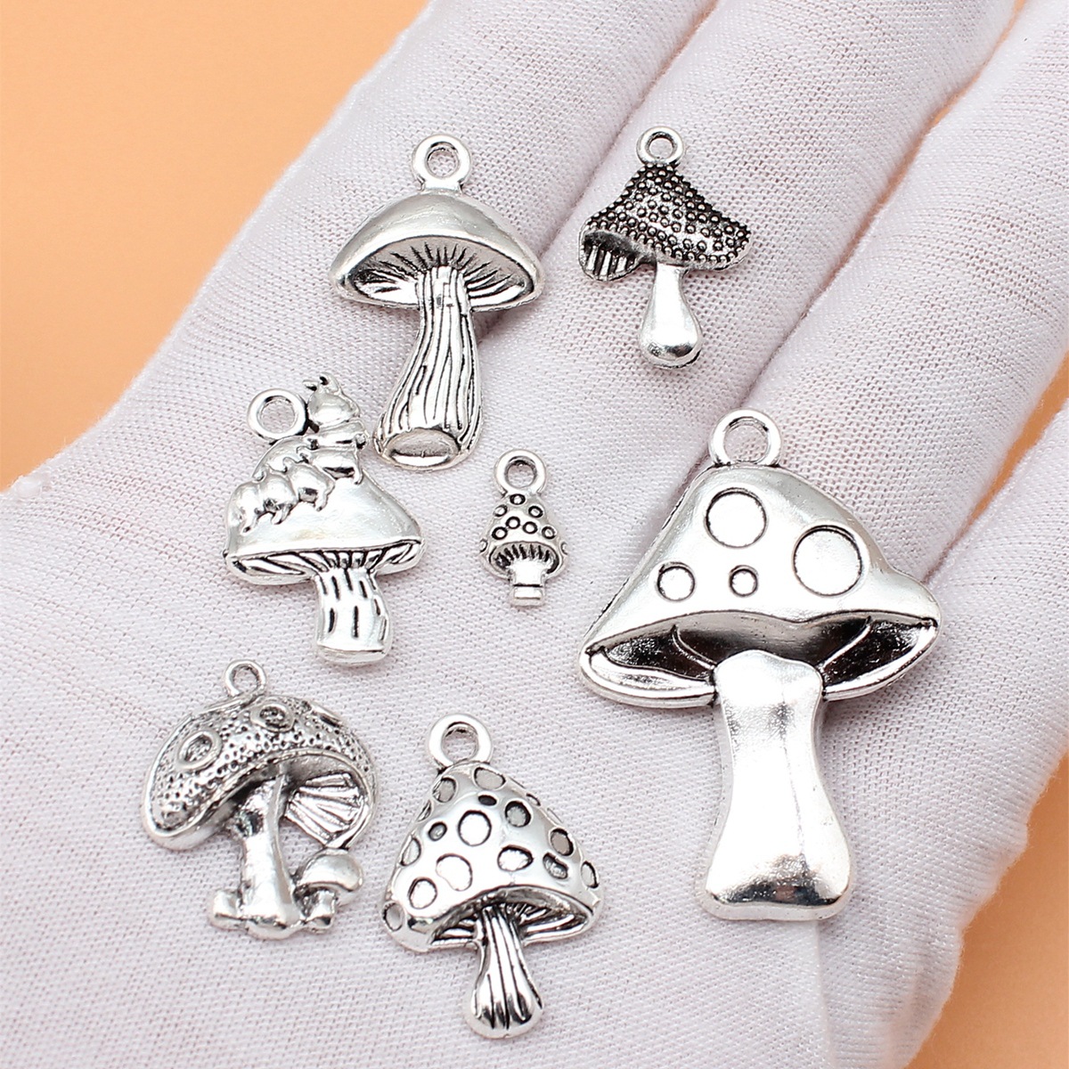 7pcs Antique Silver Color Mush - Vintage Collectible Jewelry reseña y precio