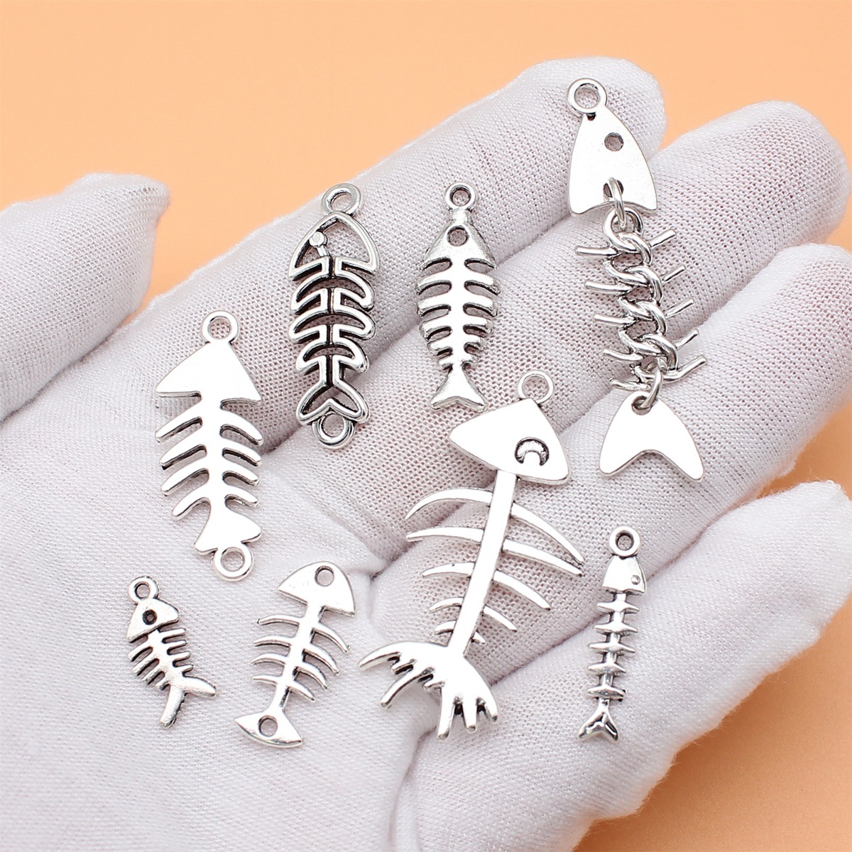 8pcs Antique Silver Color Fish - Vintage Collectible Jewelry reseña y precio